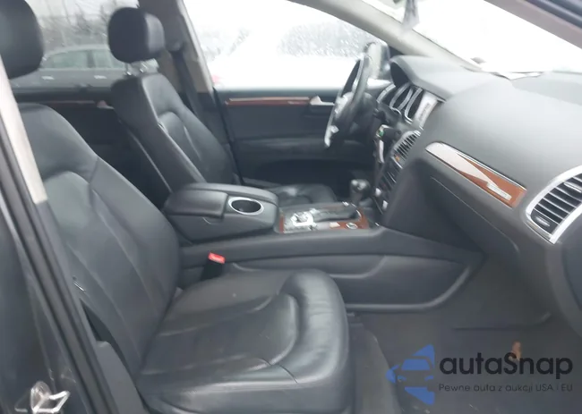 WA1DGAFEXFD004073: 44503600