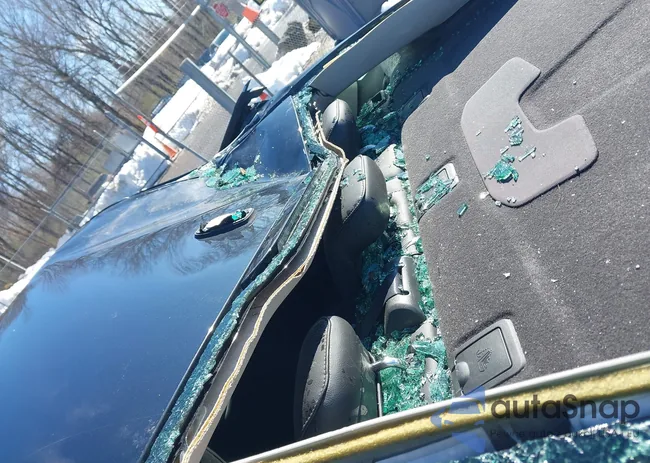 3FA6P0LU5FR255410: 44504786