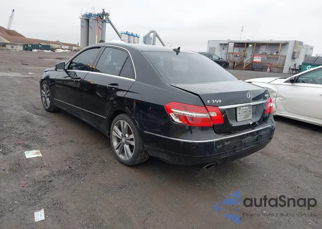 WDDHF8HB3AA127896: 44504810