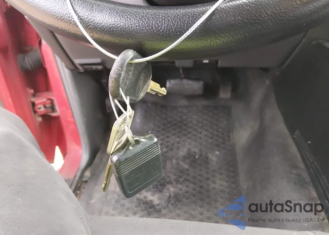 1FTYR44U64PB20427: 44504859