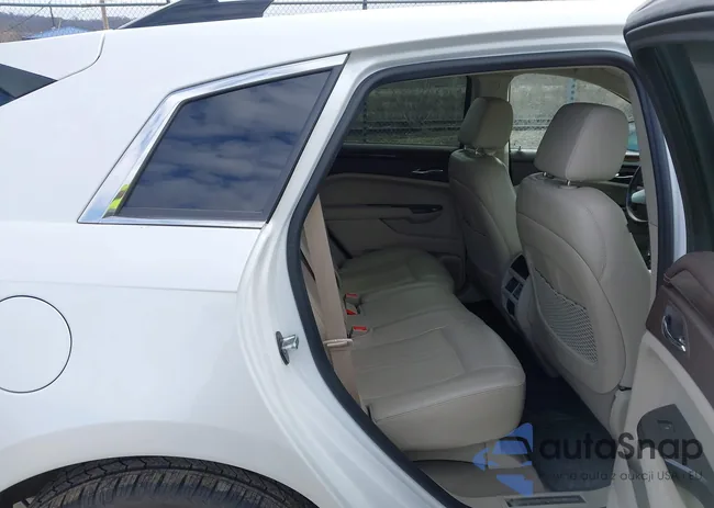 3GYFNEE3XCS575659: 44504987