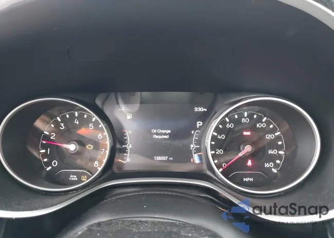 3C4NJDBB3JT375992: 44505046