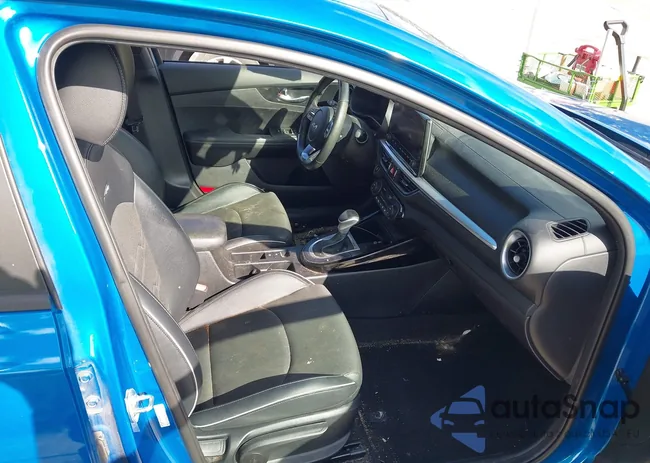 3KPF54AD0PE599794: 44505124