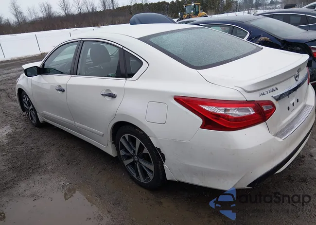 1N4AL3AP3GC270279: 44505179