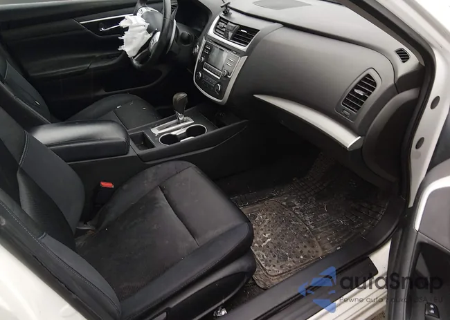 1N4AL3AP3GC270279: 44505179