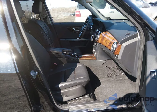 WDCGG8JB3EG192595: 44504259