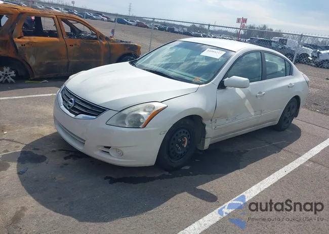 1N4AL2APXBC144648: 44504343