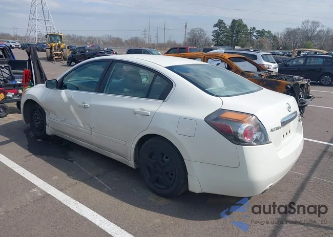 1N4AL2APXBC144648: 44504343