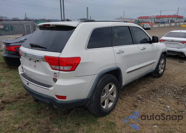 1J4RR5GG4BC555204: 44504348