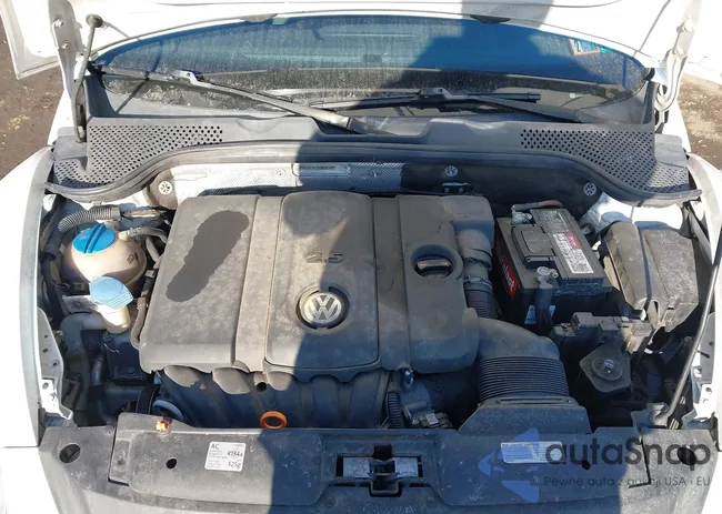 3VWJP7AT2CM635897: 44504409