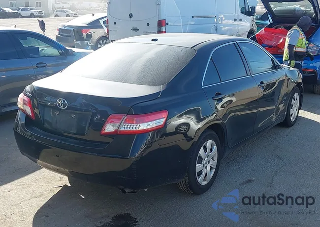 4T4BF3EK2AR075930: 44504417