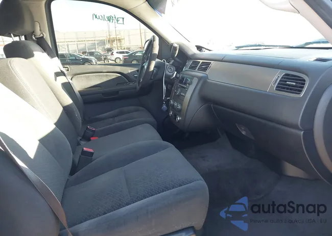 1GNFC13J37R166182: 44504467