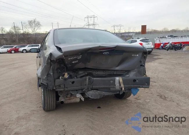 1FAFP34N26W155688: 44504545