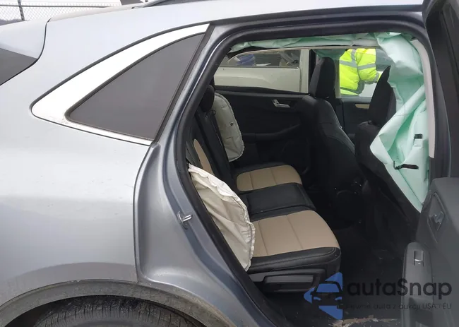 1FMCU9J94NUA14417: 44505708