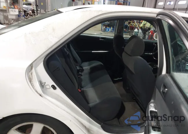 4T1BF32K92U015384: 44505853