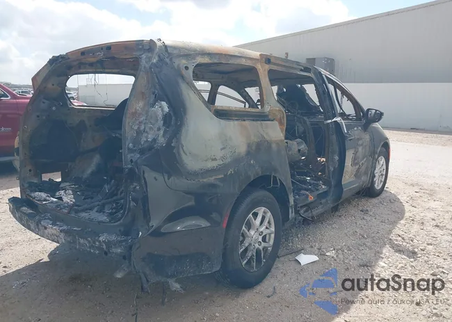 2C4RC1BG1TR174989: 44506001