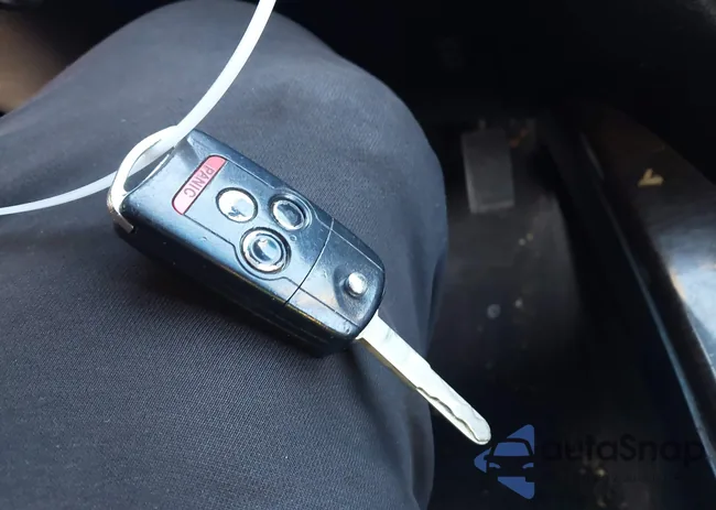 2HNYD2H48AH508928: 44506101