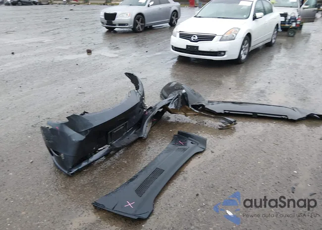 5YJYGAEE0MF176935: 44505368