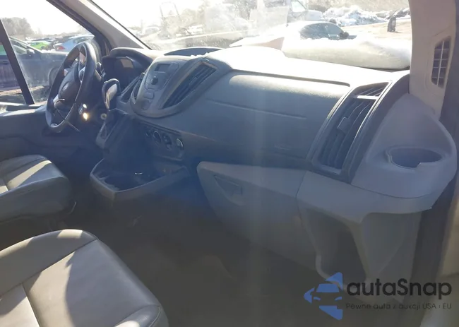 1FTNR1CM0FKA41970: 44505455