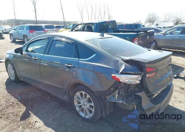 3FA6P0LU6KR129731: 44506870