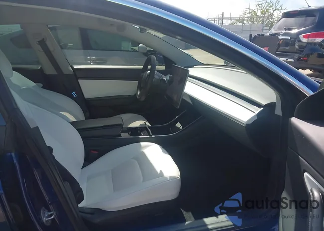 5YJ3E1EB9LF622598: 44507131