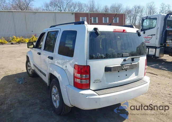 1C4PJMAK9CW191051: 44507224