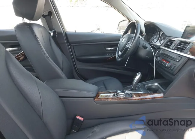 WBA3D3C55EK153881: 44506264