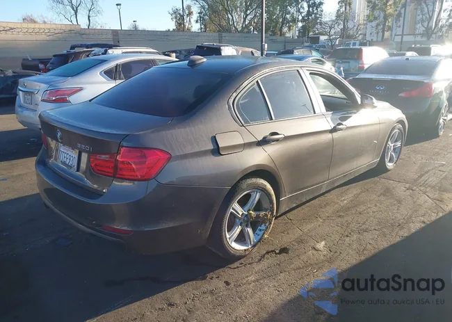 WBA3B1C55EK132619: 44506286