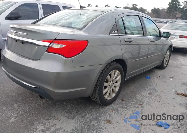 1C3CCBBBXDN761002: 44506380