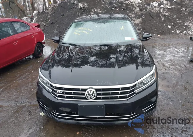 1VWAA7A30JC039591: 44506400