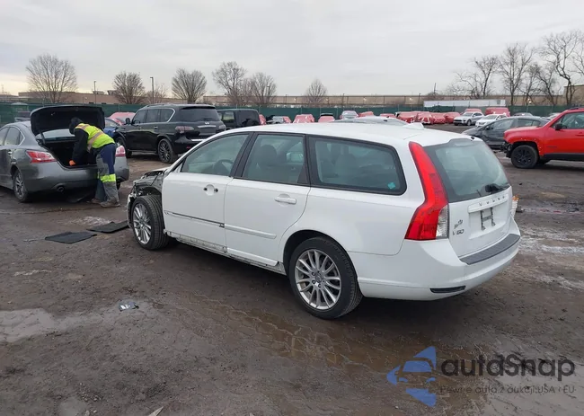 YV1MW390092465684: 44506434