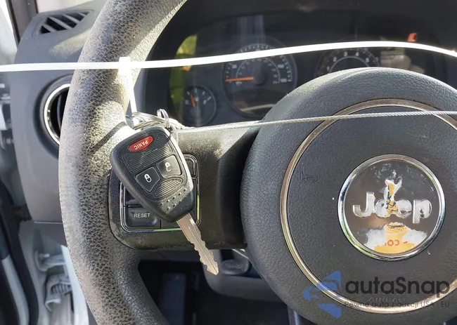 1C4NJCBAXGD568401: 44506621