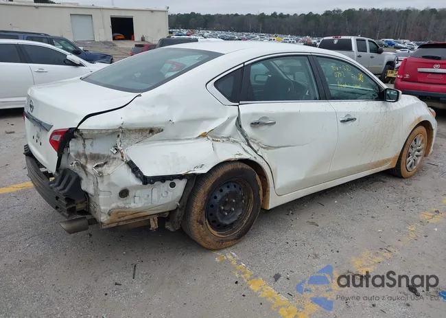 1N4AL3AP5HC193075: 44507668