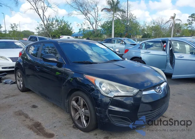 KMHTC6AD1CU046034: 44507736