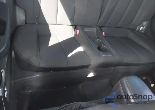 KMHTC6AD1CU046034: 44507736