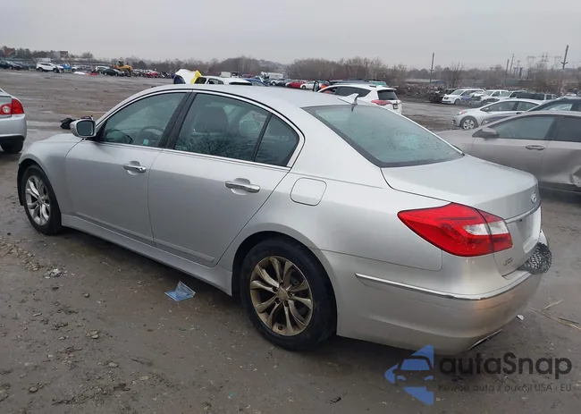 KMHGC4DD1DU242719: 44507936