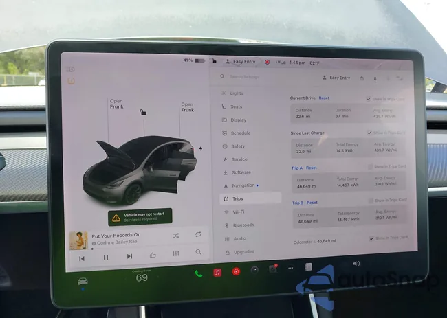 5YJYGDEE8MF115589: 44508044