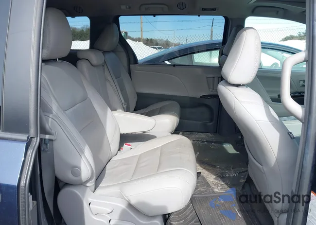 5TDYZ3DCXJS924278: 44508221