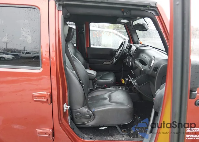 1C4BJWDG7EL269232: 44507282