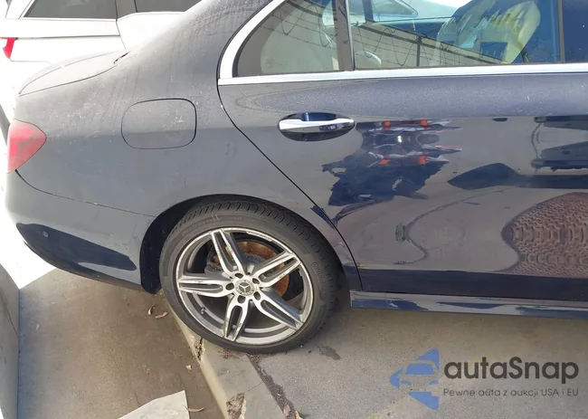 WDDZF4JB0JA412272: 44507326