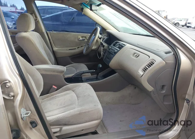 1HGCG6655YA132368: 44507355