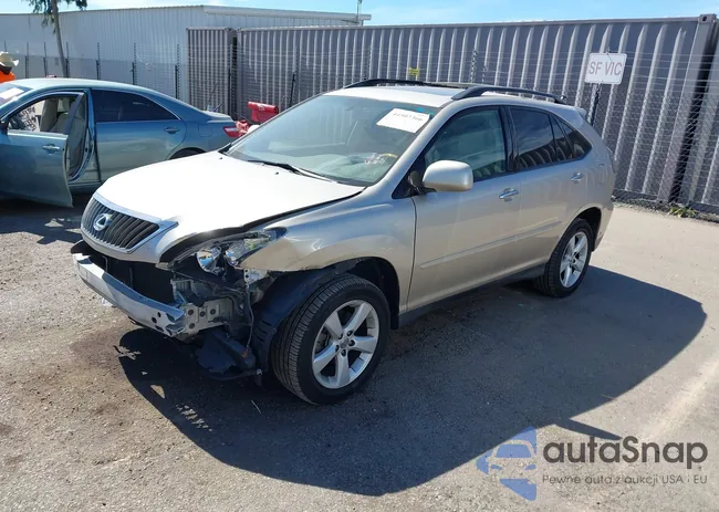 2T2HK31U38C071853: 44507366