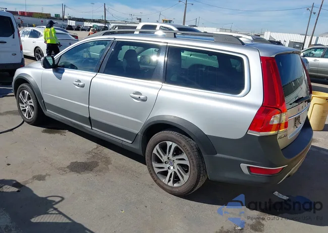 YV440MBC0F1187160: 44507449