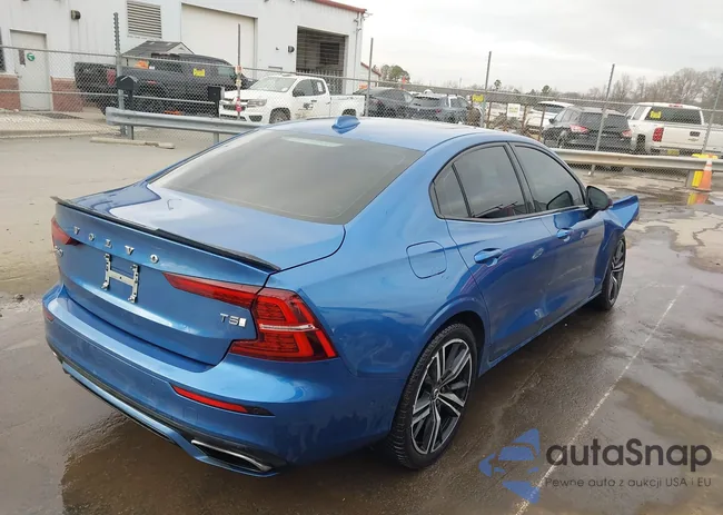 7JR102FM8MG092600: 44507585