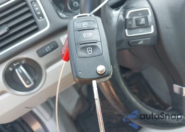 1VWBN7A31EC091858: 44508746