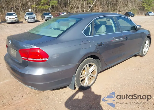 1VWBN7A31EC091858: 44508746