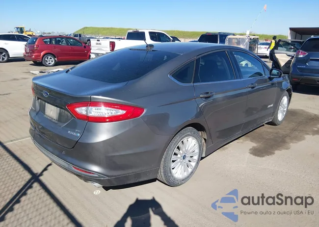 3FA6P0LU3ER292633: 44508787