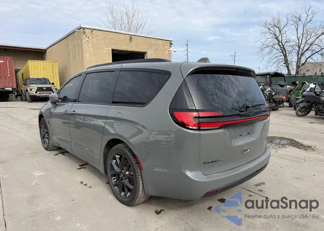 2C4RC1BG6NR101801: 44508852