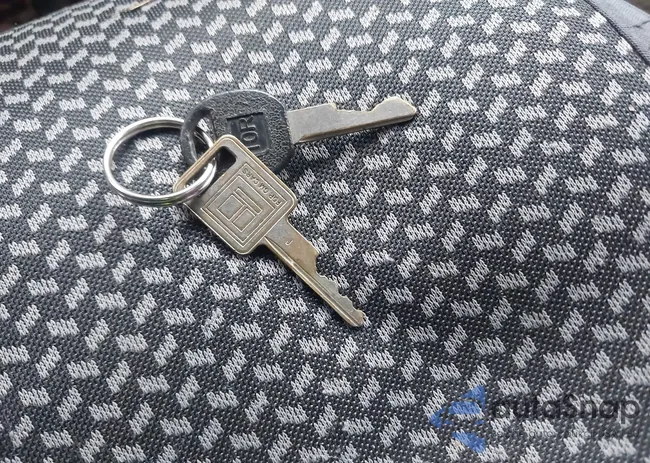 1GCCT19Z5P0120253: 44508960