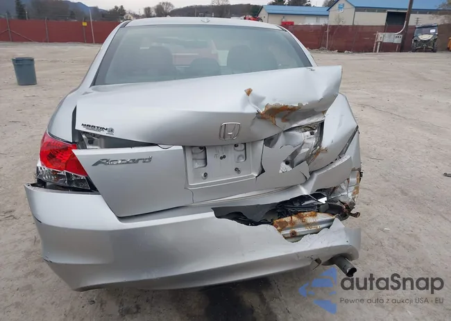 1HGCP368X8A006239: 44509107